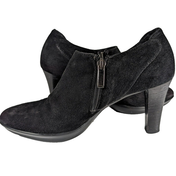 Aquatalia by Marvin K. Black Rosy Suede Ankle Bootie Italy 7.5 Metal Stud - Picture 2 of 7
